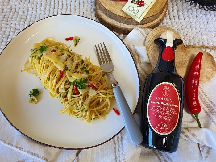 Špagety aglio olio e peperoncino 